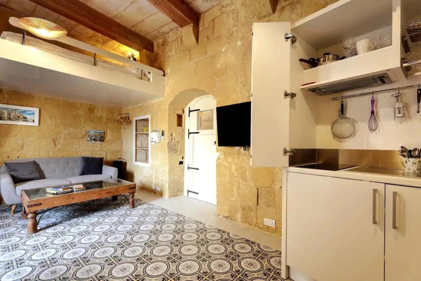 Historic Hideaways - 900 Year Old Converted Studios Victoria Exteriör bild